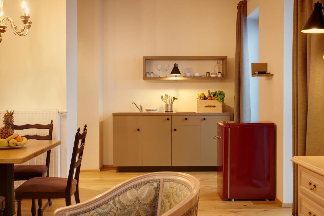 Historic Guesthouse Bircher B&B Apartments Near Sterzing Campo di Trens Exterior foto